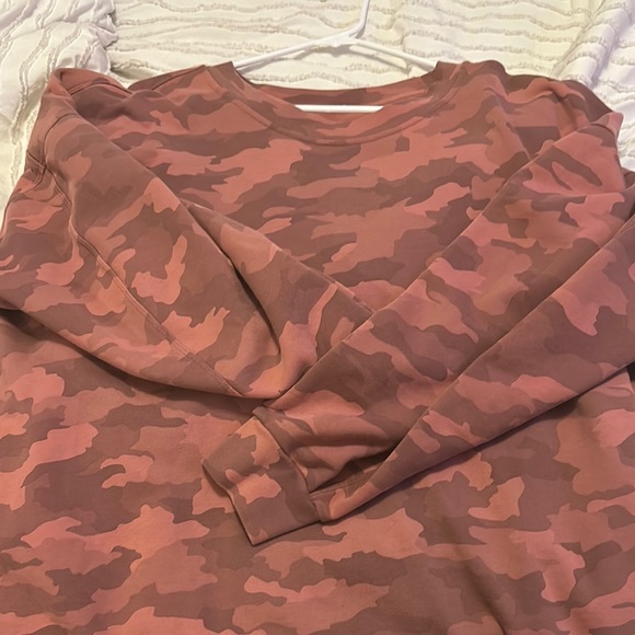 Pink lululemon Camouflage Long Sleeve Shirt - Picture 1 of 4